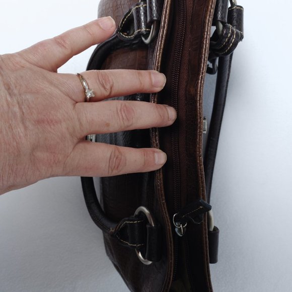 Brown Vegan Leather Purse - Picture 4 of 6